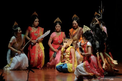 Drama tari Nav Durga dari India