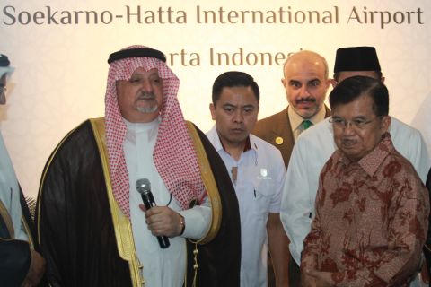 Pelepasan kloter pertama jamaah calon haji