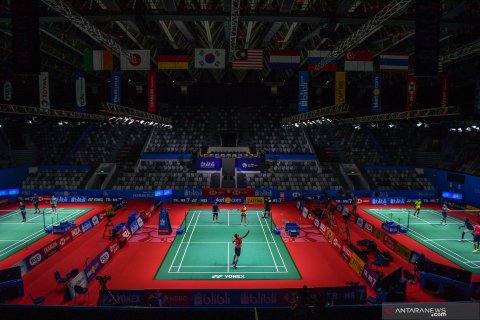 Latihan jelang kejuaraan bulu tangkis Indonesia Open 2019