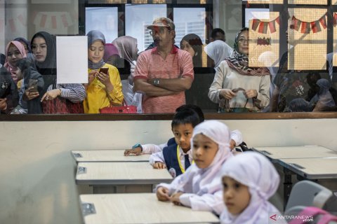 Hari pertama sekolah di Jakarta