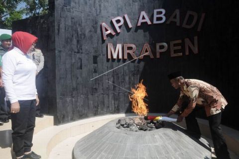 Pengambilan api abadi Mrapen