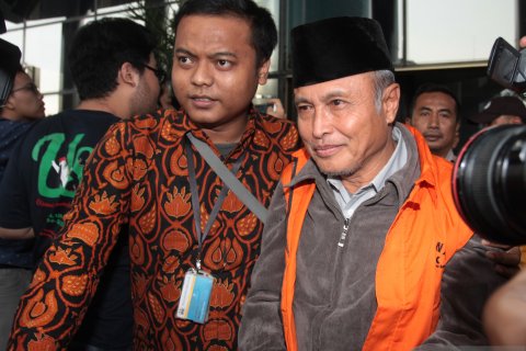 KPK tahan anggota DPRD Jambi