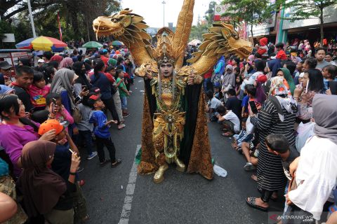 Kirab seni budaya Salatiga