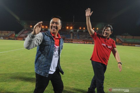 Menpora sapa suporter di SGMRP Pamekasan