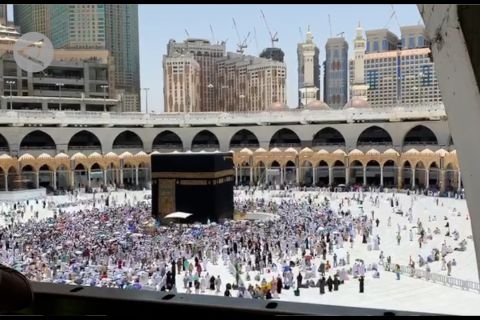 Dalam dua hari bayangan Ka’bah menghilang