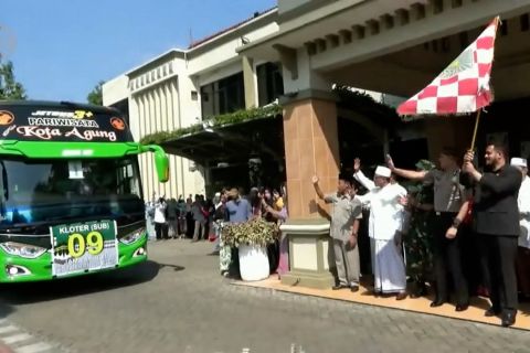 Kota Probolinggo berangkatkan 155 calon haji