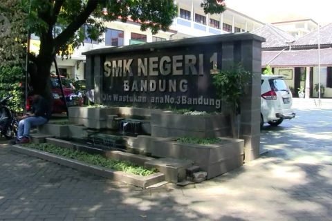 Penyumbang pengangguran, Ridwan Kamil akan evaluasi SMK