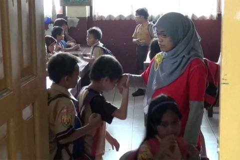 JK: pengangkatan guru honorer harus selektif