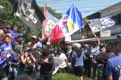 Ridwan Kamil minta Bobotoh tidak ke GBK