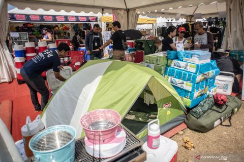 Pameran produk kegiatan luar ruang