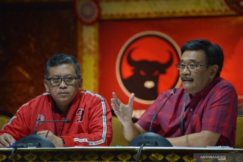 Konferensi pers jelang Kongres V PDIP