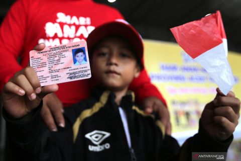 Target realisasi pembuatan Kartu Identitas Anak
