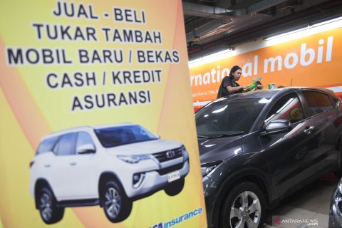 Penjualan mobil bekas menurun