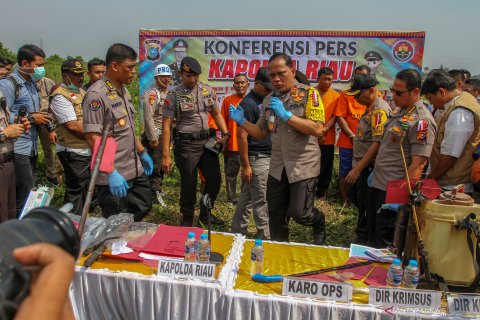 Polda Riau tetapkan korporasi tersangka karhutla