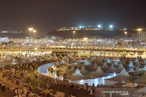 Bermalam di Muzdalifah dan Mina