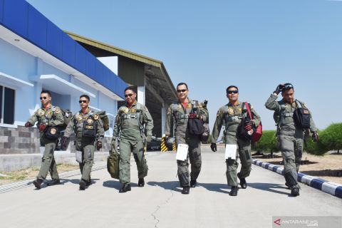 Iswahjudi kirim 15 pesawat tempur