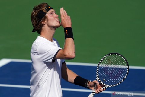 Tenis Cincinnati Masters:  Andrey Rublev kalahkan Federer