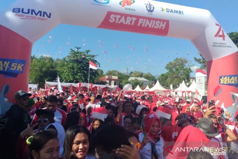 Ribuan Masyarakat dan Pegawai BUMN Jalan Sehat 5K di Manado