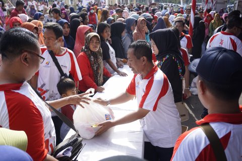 Paket Sembako Gratis BUMN Hadir Untuk Negeri