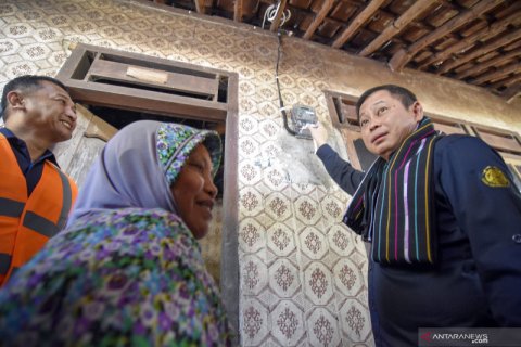 Sambungan listrik gratis