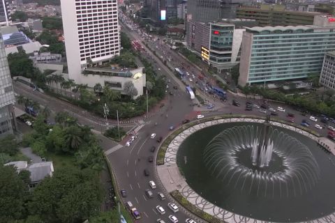 Presiden minta gubernur atur regulasi transportasi listrik