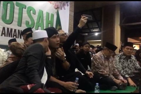 Deddy Corbuzier hadiri Istighosah PBNU