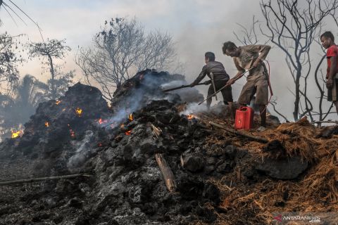 Kebakaran di Kampung Adat Baduy
