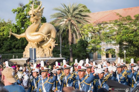 Kirab genderang suling di Phuket