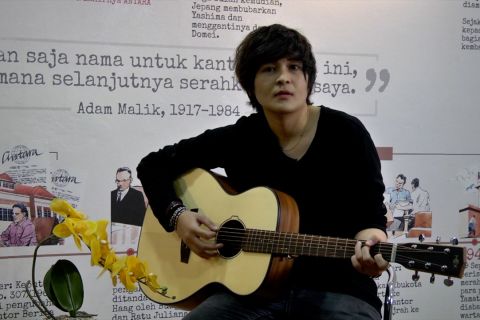 Berkunjung ke Antara, Mita  &lsquo;The Virgin&rsquo; promosi single  baru