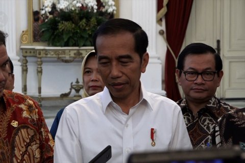 Imam Nahrawi Tersangka-Presiden umumkan Menpora telah mengundurkan diri