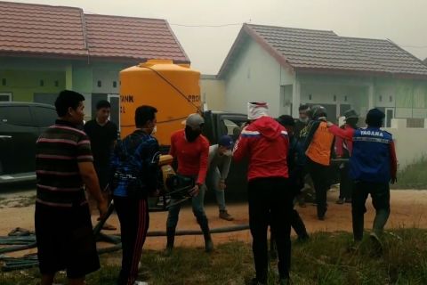 Kebakaran lahan nyaris hanguskan sekolah dan rumah warga Sampit