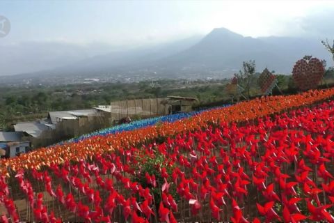 Bumi Kitiran yang mencuri perhatian