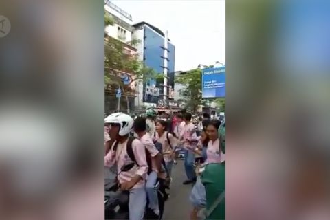 Gempa Ambon telah menelan 6 korban jiwa