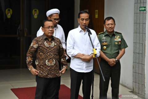 Presiden pastikan  kondisi Wiranto stabil