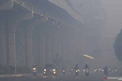 Kabut asap kembali selimuti kota  Palembang