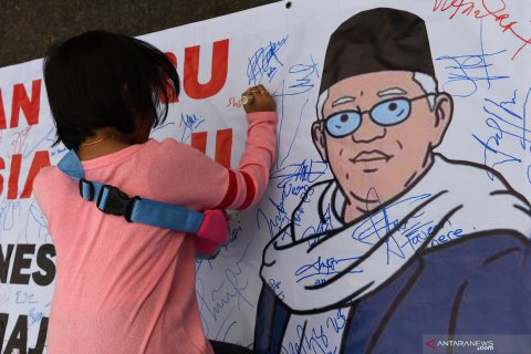 Dukungan untuk pemerintah