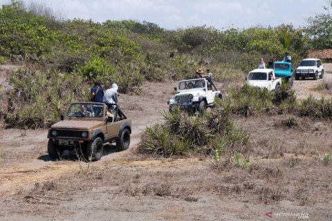 Wisata off road Pantai Selatan