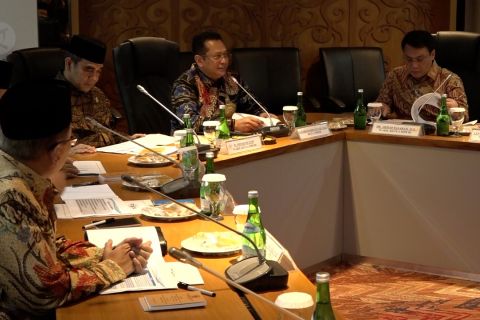 MPR usulkan pelantikan presiden pukul 14.00 WIB