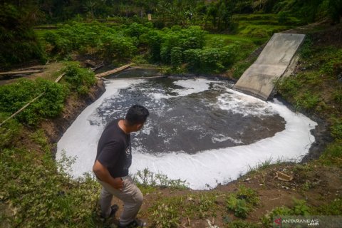 Limbah sungai Citarum