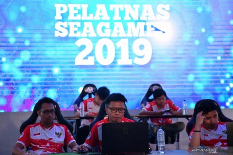 Latihan pelatnas Esports jelang SEA Games Filipina