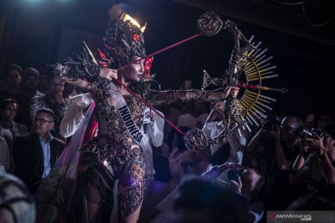 Frederika Alexis Cull ikuti ajang Miss Universe 2019