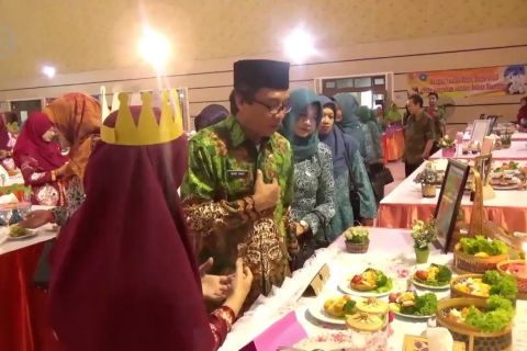 Lomba cipta menu makanan olahan dari bahan alternatif