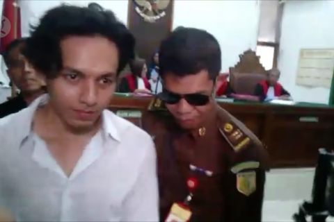 Jefri Nichol divonis pidana 7 bulan