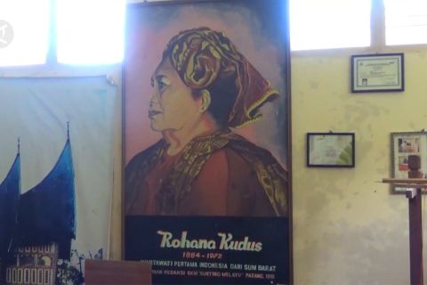 Perempuan dan implementasi pemberdayaannya