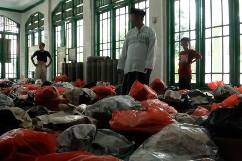 Warga Lebak gelar tradisi Ngatir peringati  Maulid Nabi Muhammad