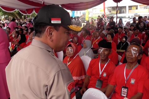 152 warga Kepri ikuti operasi katarak Polri Peduli