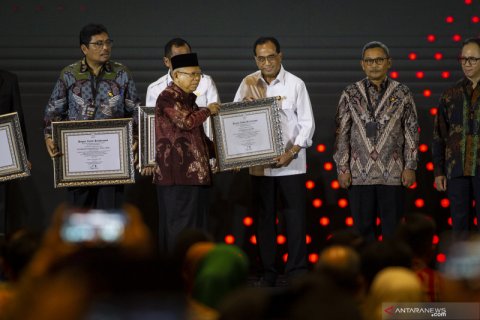 Penganugerahan zona integritas untuk instansi pemerintah