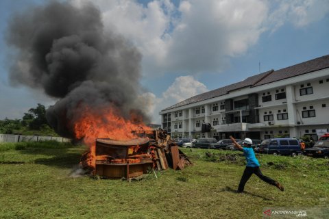 Pemusnahan aset pemerintah kota Tasikmalaya