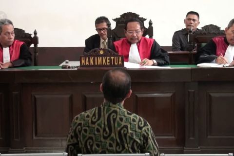 Korupsi aset Rp 2,5 Miliar, Dirut PD Pasar didakwa 15 tahun penjara