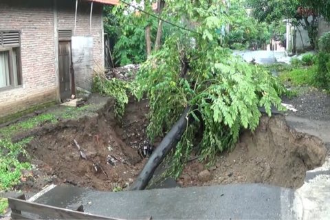 4 kecamatan di Semarang rawan longsor